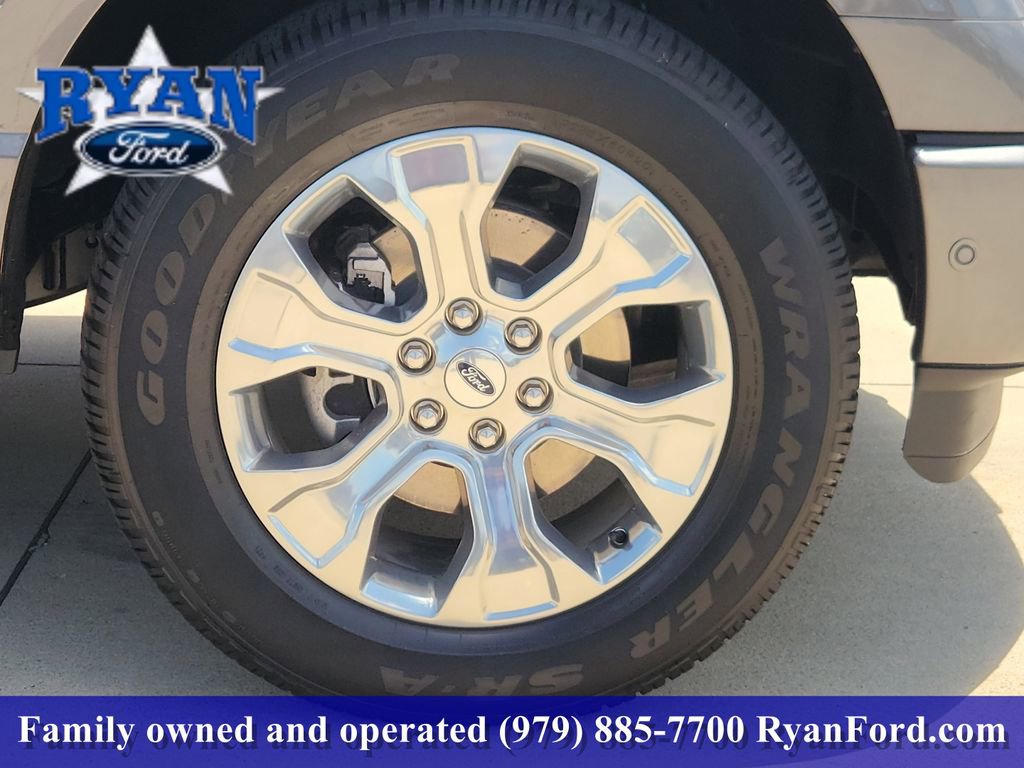 Certified 2023 Ford F150 Platinum w/ Equipment Group 701A High AWD/4WD image 7