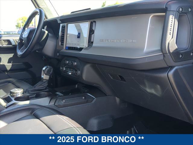 Certified 2025 Ford Bronco Outer Banks AWD/4WD image 23