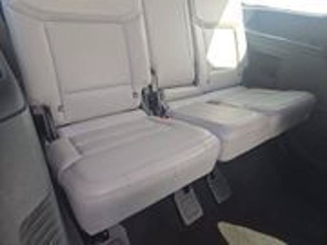 Certified 2025 Ford Expedition Active AWD/4WD image 10