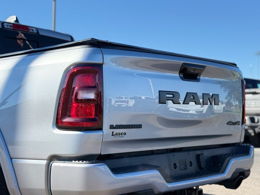 Used 2025 RAM 1500 Laramie w/ Night Edition AWD/4WD image 38