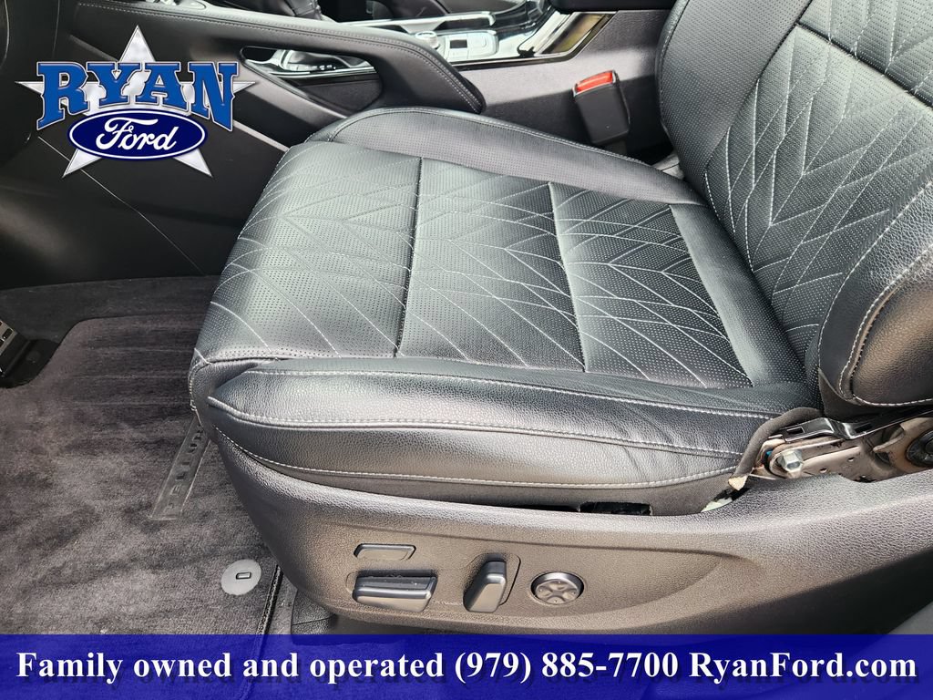 Used 2024 Kia Telluride SX X-Line AWD/4WD image 16
