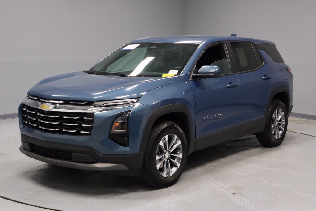 Used 2025 Chevrolet Equinox LT AWD/4WD image 9