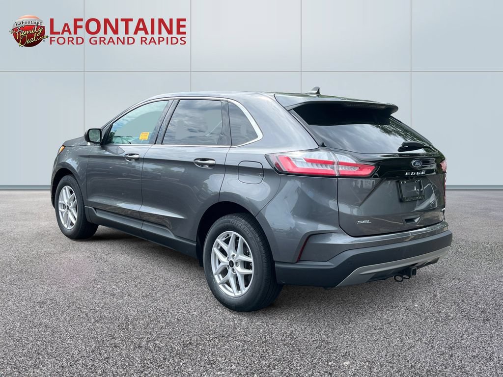Certified 2023 Ford Edge SEL w/ Convenience Package AWD/4WD image 5