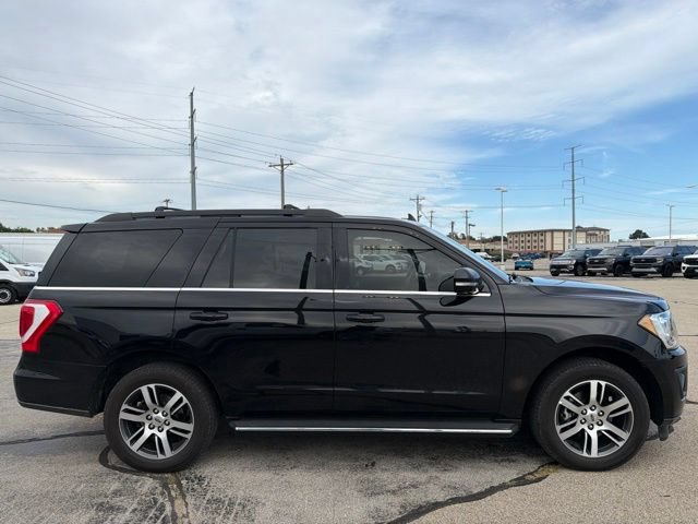 Certified 2020 Ford Expedition XLT w/ Equipment Group 202A AWD/4WD image 4