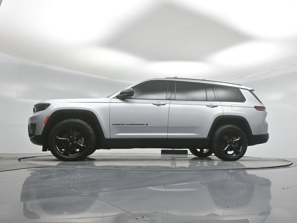 Used 2021 Jeep Grand Cherokee L Laredo AWD/4WD image 49