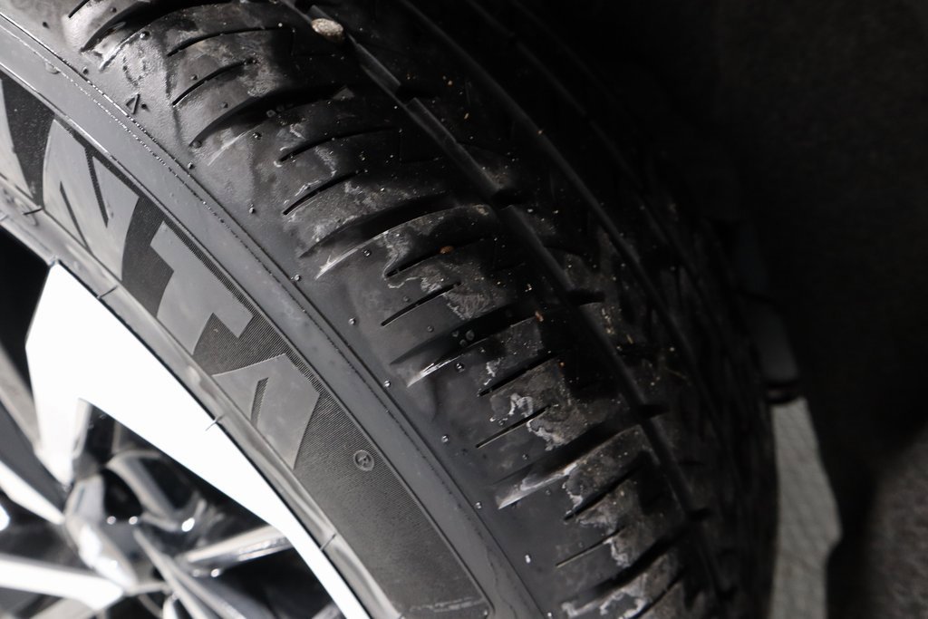 Used 2024 Mitsubishi Outlander SE image 19