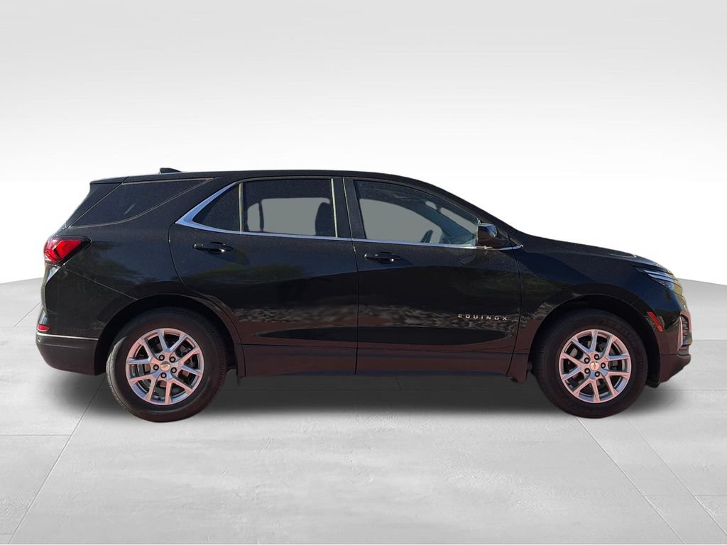 Used 2024 Chevrolet Equinox LT AWD/4WD image 10