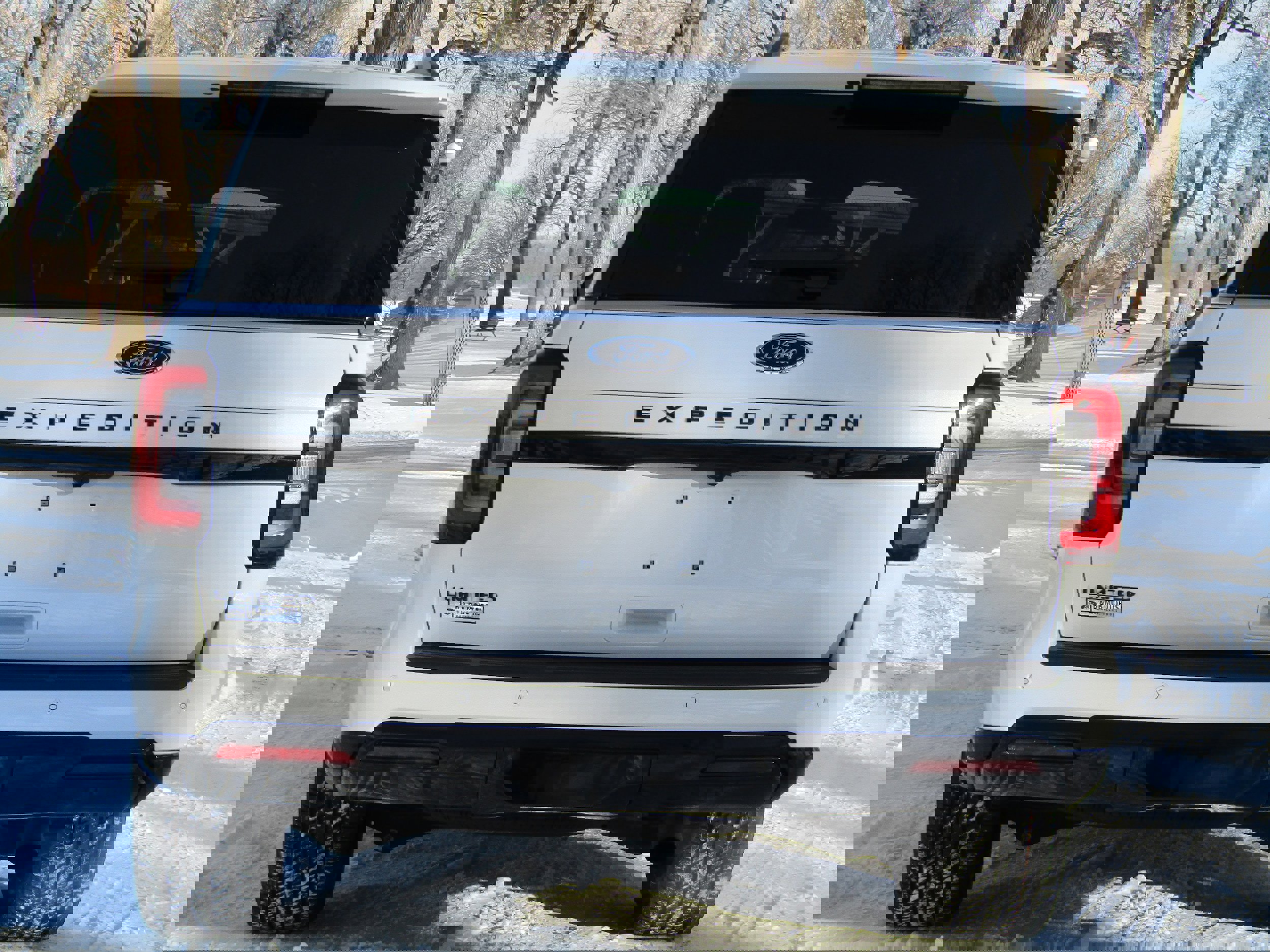 Certified 2023 Ford Expedition Limited image 3