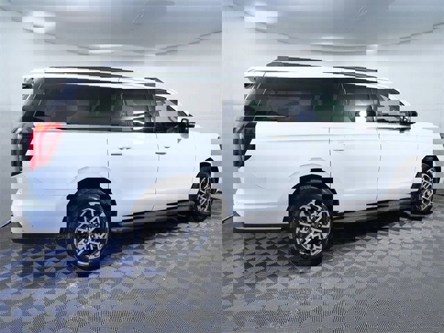 Certified 2025 Ford Expedition Max Active image 4