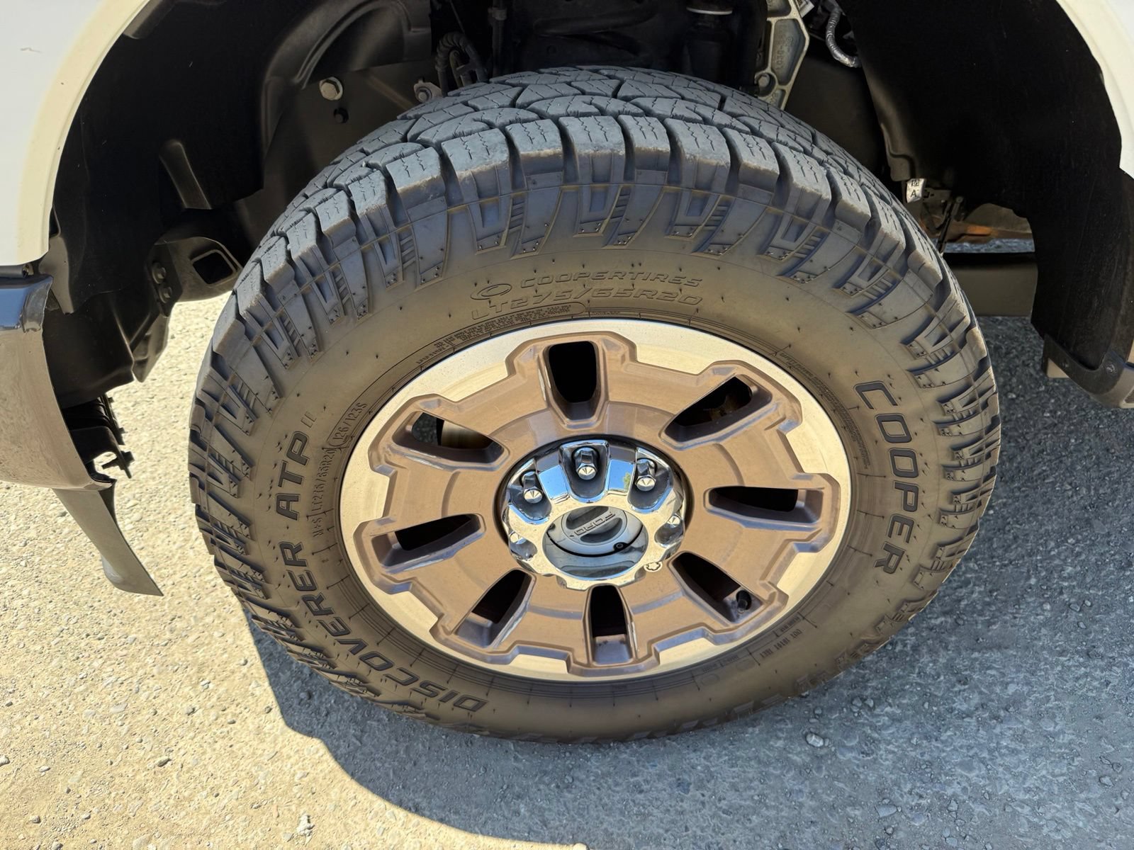 Certified 2024 Ford F350 King Ranch AWD/4WD image 8