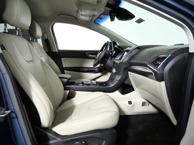 Certified 2019 Ford Edge Titanium w/ Cold Weather Package image 11
