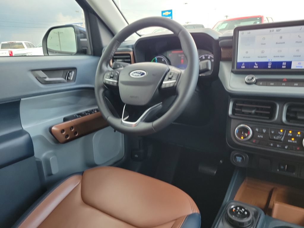 Certified 2024 Ford Maverick Lariat FWD image 13