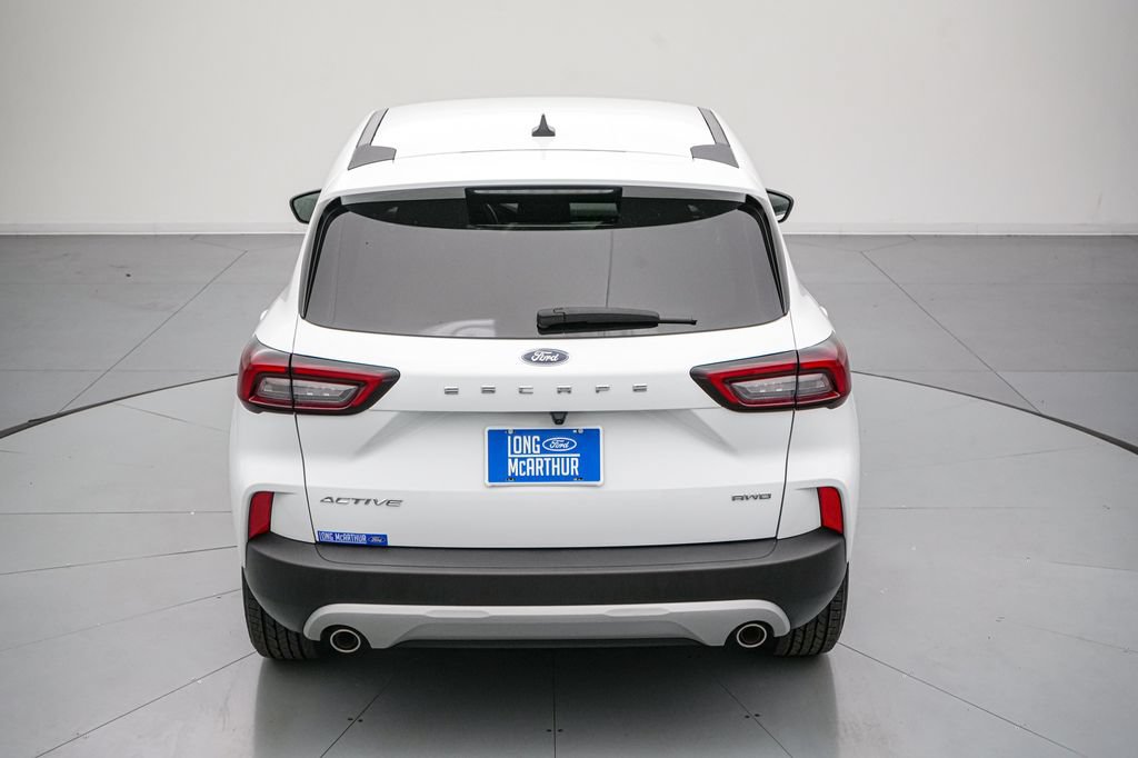 Certified 2023 Ford Escape Active AWD/4WD image 5