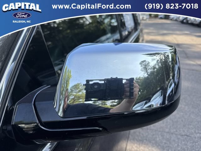 Used 2017 Chevrolet Tahoe Premier AWD/4WD image 12