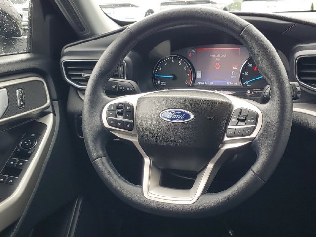 Certified 2023 Ford Explorer XLT w/ Equipment Group 202A AWD/4WD image 31