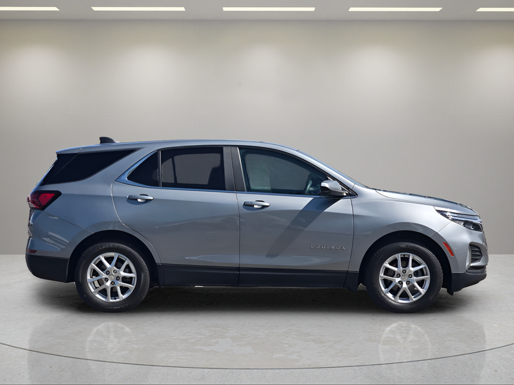 Used 2023 Chevrolet Equinox LT FWD image 9
