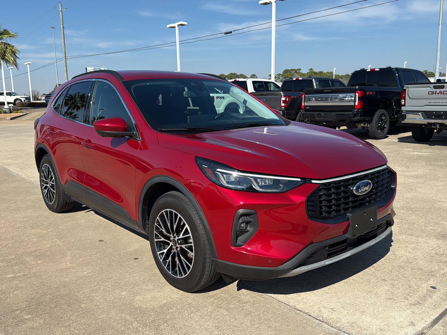 Certified 2023 Ford Escape SE w/ PHEV Premium Package image 7