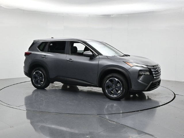 Used 2025 Nissan Rogue SV FWD image 3
