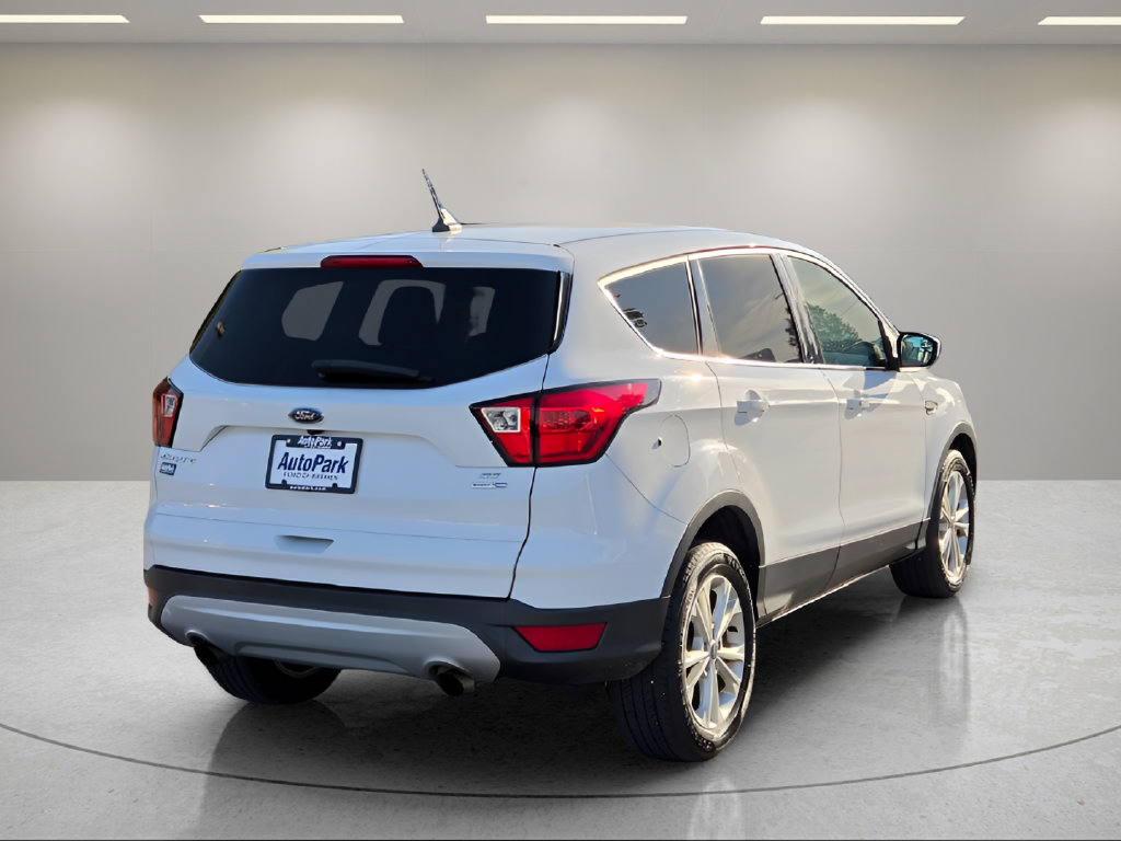 Certified 2019 Ford Escape SE AWD/4WD image 8