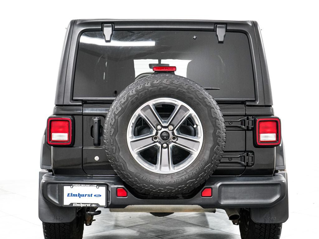 Used 2020 Jeep Wrangler Unlimited Sahara w/ Dual Top Group AWD/4WD image 6