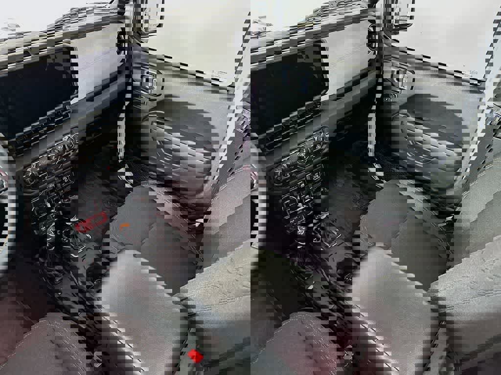 Used 2024 Jeep Wrangler Willys image 14