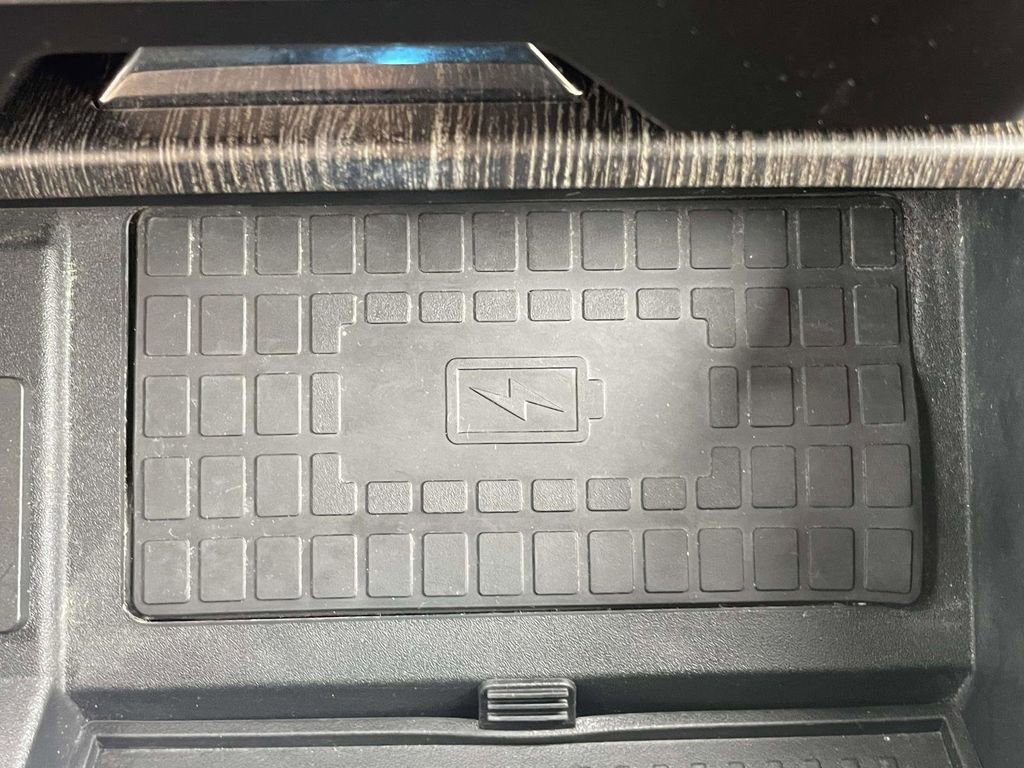 Certified 2021 Ford F350 Lariat w/ Lariat Ultimate Package image 24