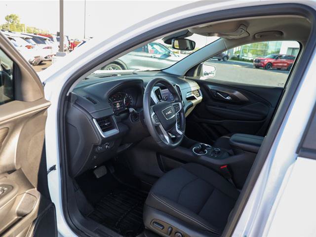 Used 2022 GMC Terrain SLE w/ Driver Convenience Package AWD/4WD image 24