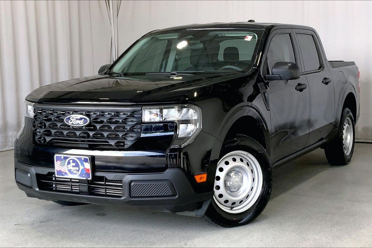 Certified 2025 Ford Maverick XL w/ Equipment Group 102A AWD/4WD image 12