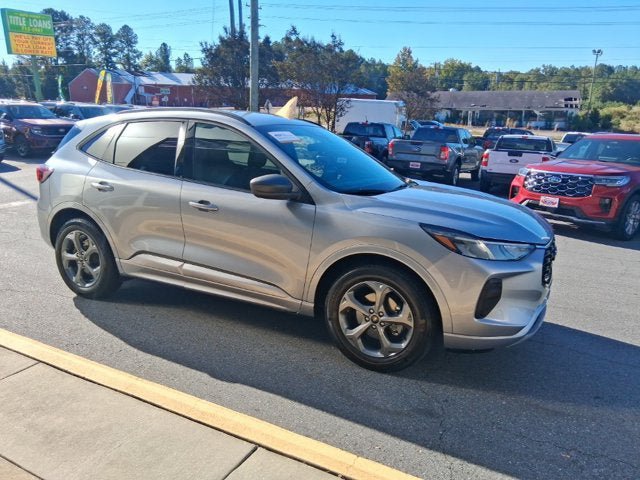 Certified 2024 Ford Escape ST-Line w/ Cold Weather Package FWD image 5