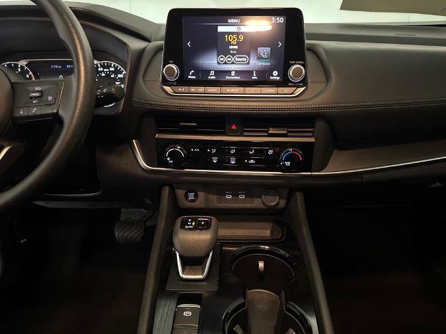 Used 2024 Nissan Rogue S FWD image 23