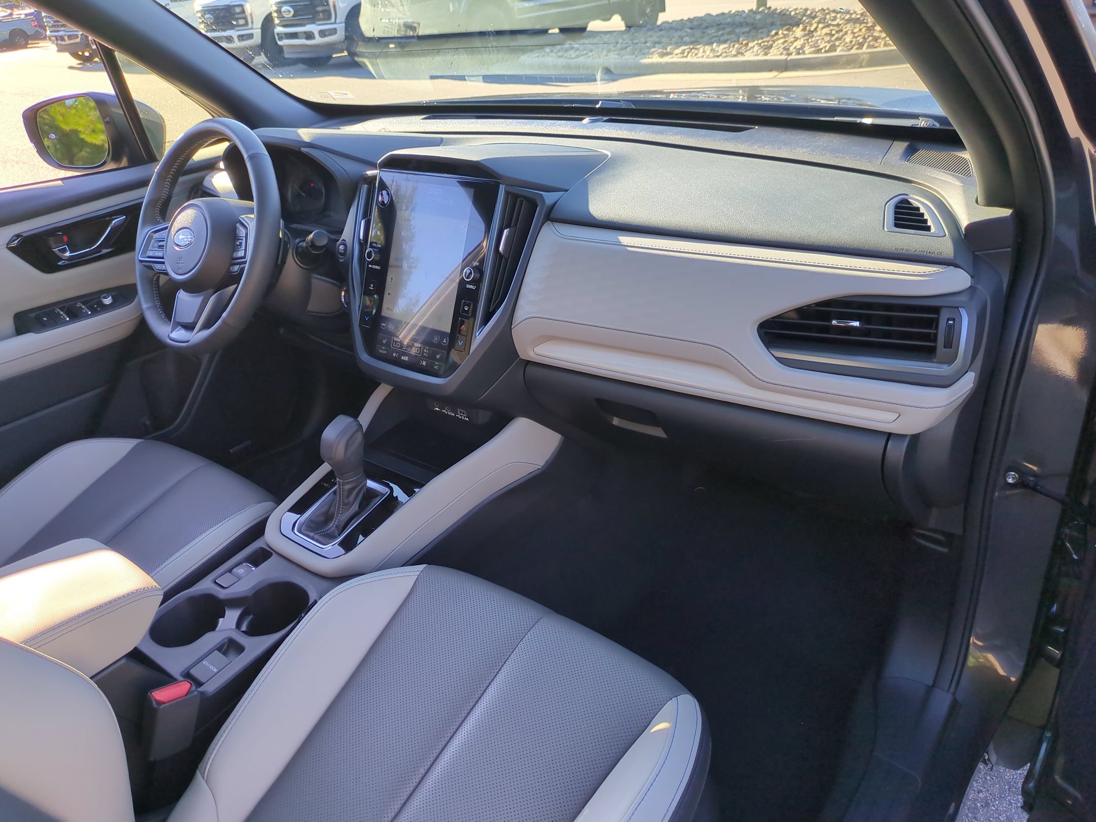 Used 2025 Subaru Forester Limited AWD/4WD image 40
