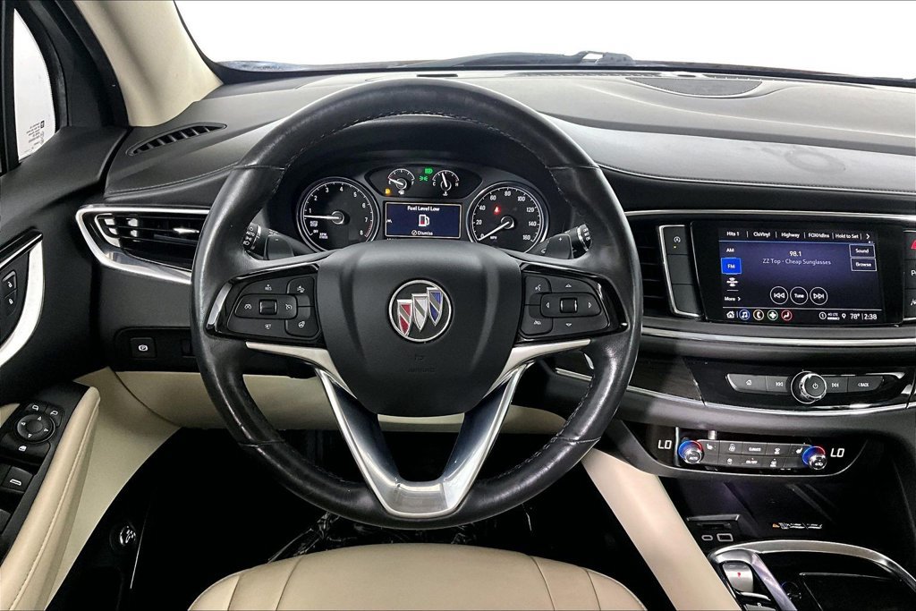 Used 2024 Buick Enclave Essence w/ Technology Package FWD image 5