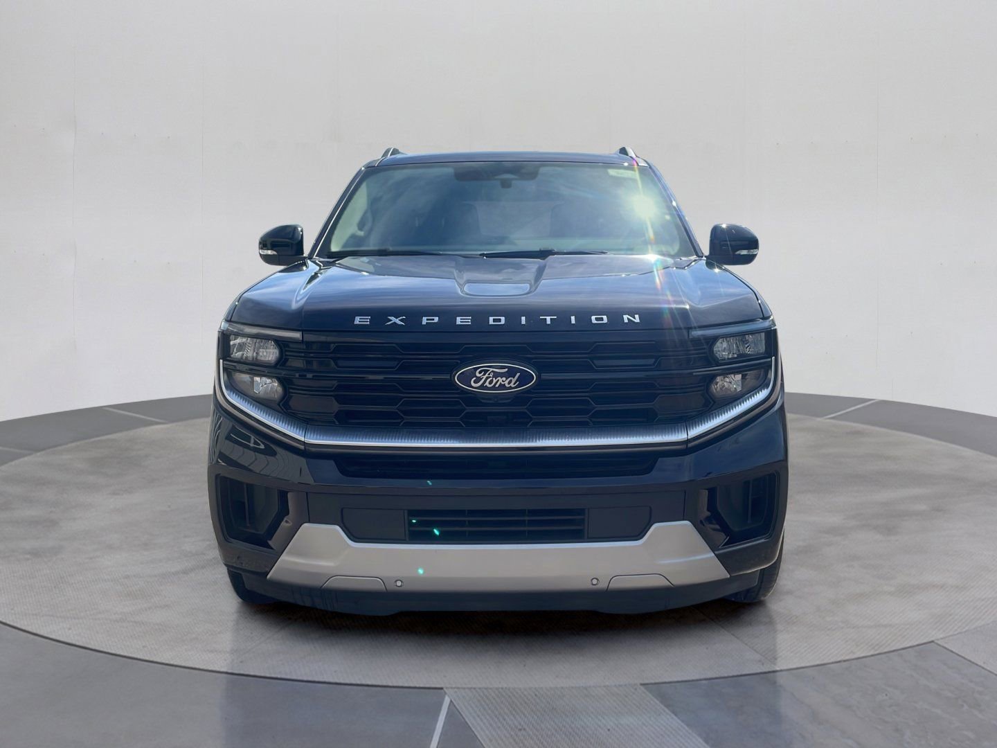 Certified 2025 Ford Expedition Max Platinum AWD/4WD image 10