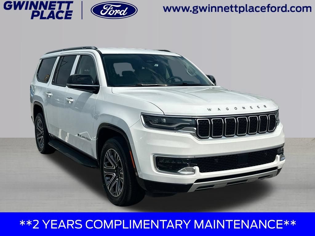 Used 2024 Jeep Wagoneer L Series II w/ Flexible Seating Group RWD image 3