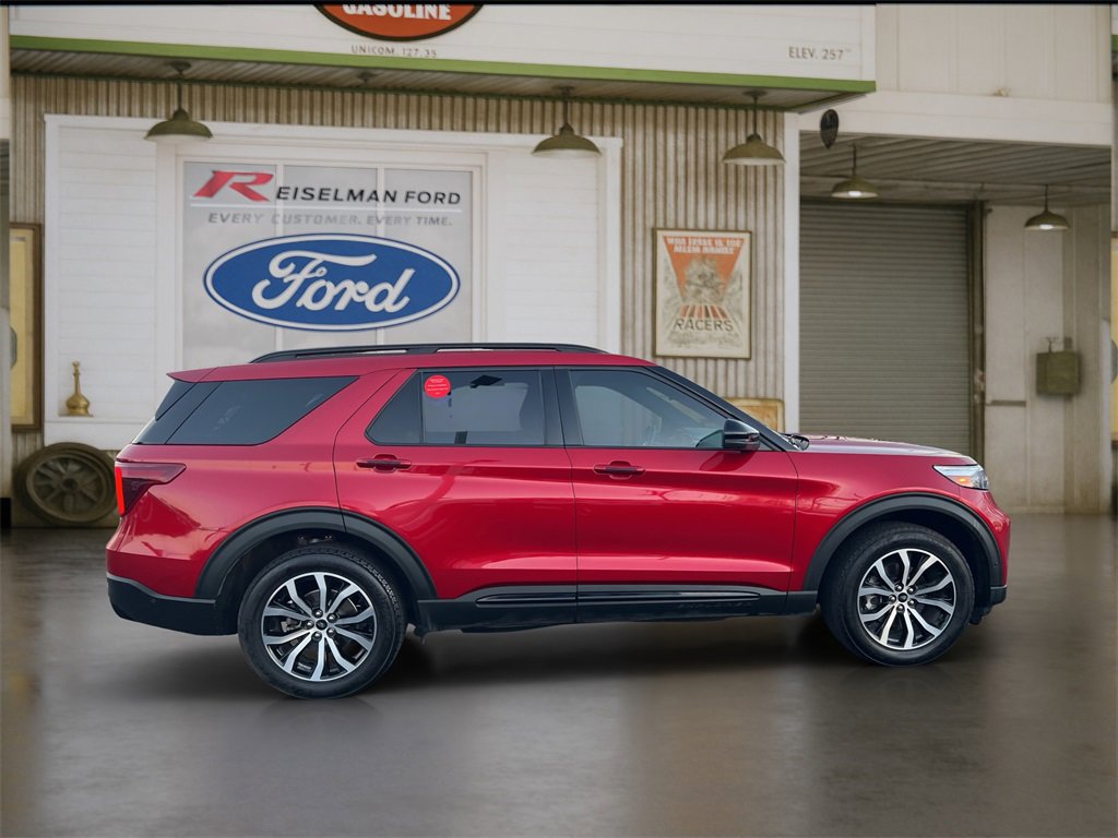 Certified 2021 Ford Explorer ST w/ Equipment Group 401A image 7