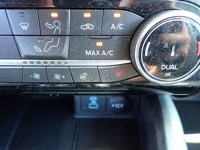 Certified 2022 Ford Escape SE w/ SE Sport Appearance Package AWD/4WD image 27