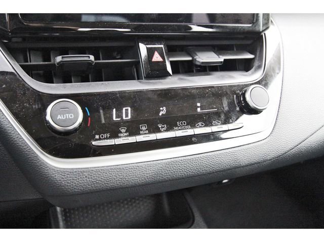 Used 2025 Toyota Corolla LE image 24