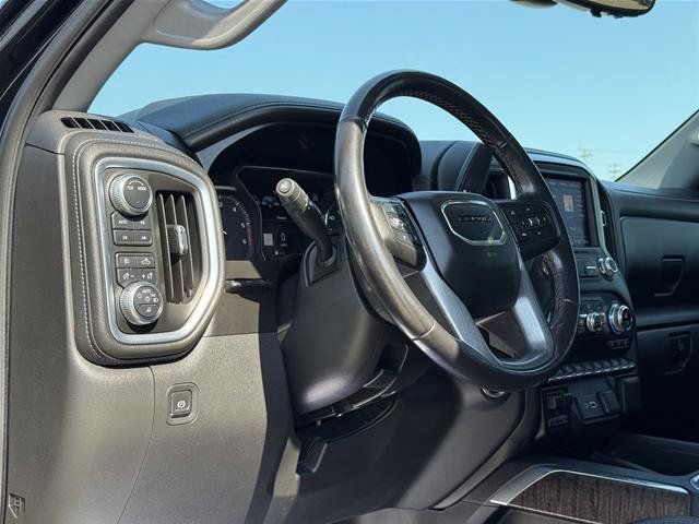 Used 2021 GMC Sierra 1500 Denali w/ Denali Ultimate Package AWD/4WD image 12