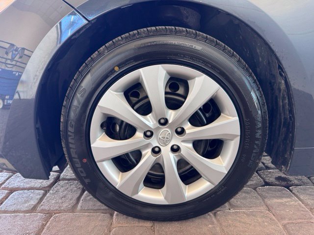 Used 2024 Toyota Corolla LE FWD image 23