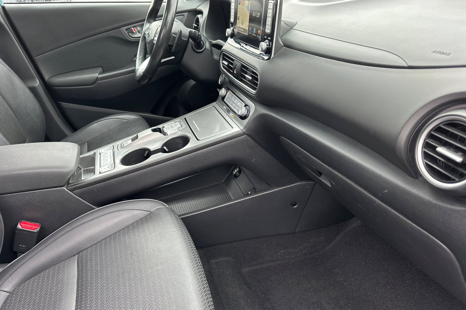 Used 2019 Hyundai Kona Ultimate FWD image 18