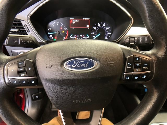 Certified 2020 Ford Escape SE image 13