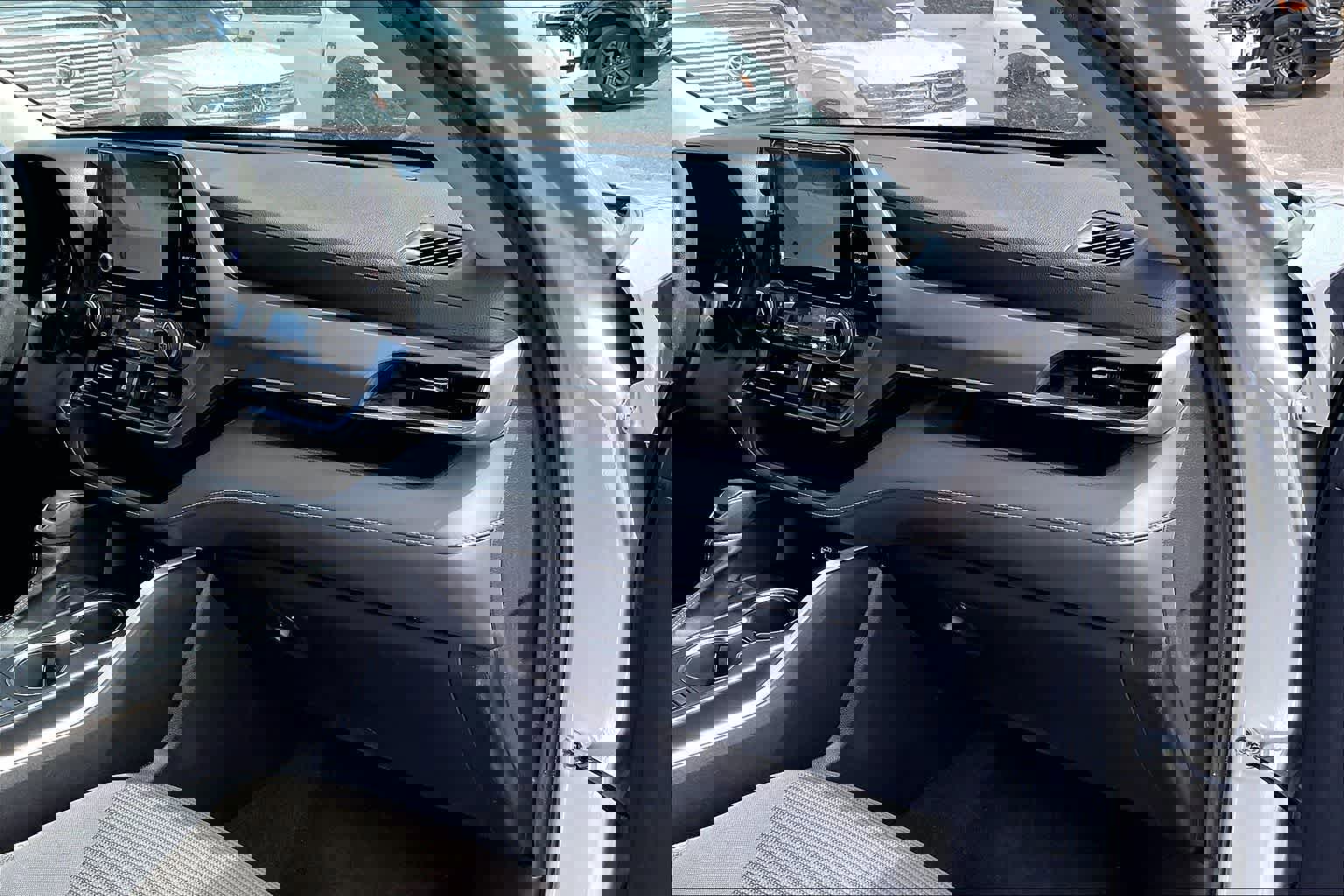 Used 2023 Toyota Highlander L FWD image 23