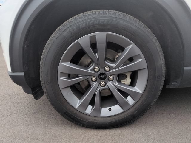 Certified 2023 Ford Explorer XLT w/ Equipment Group 202A AWD/4WD image 10