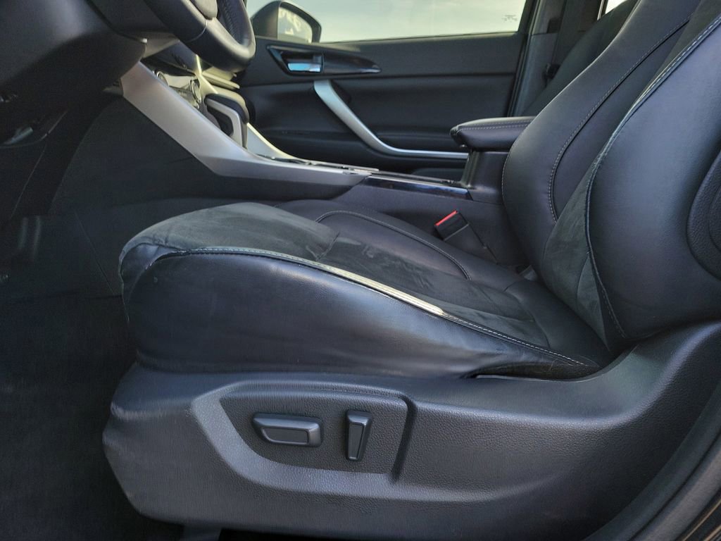 Used 2022 Mitsubishi Eclipse Cross SE image 19