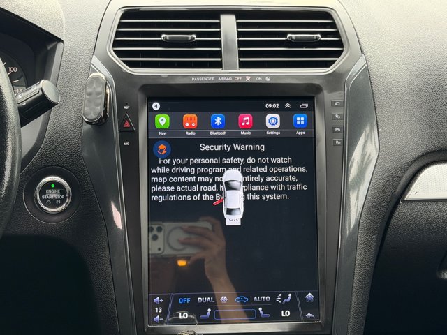 Certified 2017 Ford Explorer XLT FWD image 24