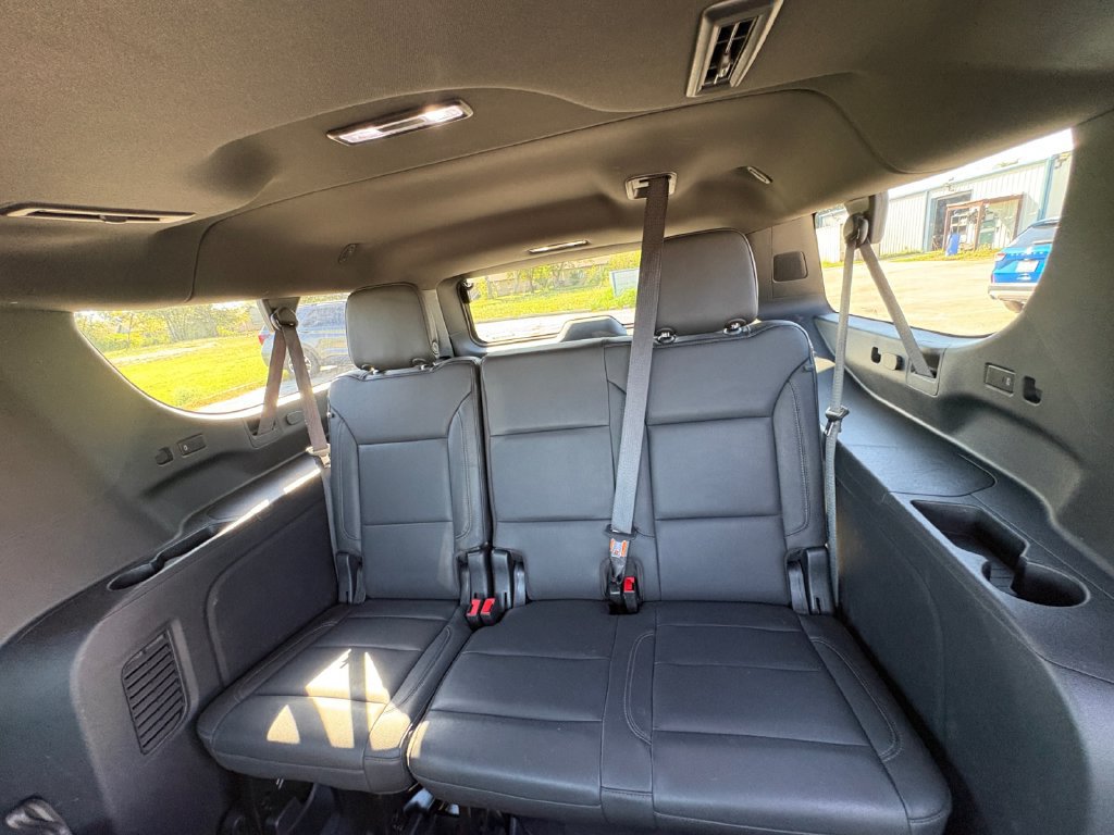 Used 2024 Chevrolet Suburban LT w/ LT Signature Plus Package RWD image 26