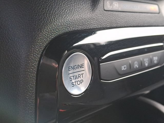 Certified 2023 Ford Escape ST-Line Select w/ Tech Pack #2 AWD/4WD image 23