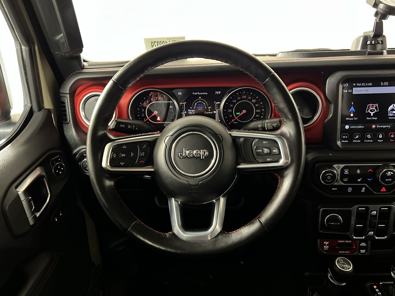 Used 2020 Jeep Gladiator Rubicon AWD/4WD image 16