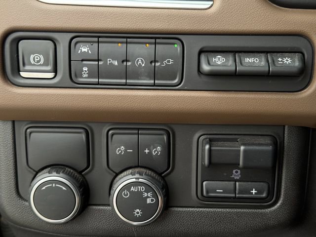 Used 2021 Chevrolet Tahoe High Country w/ Premium Package RWD image 23