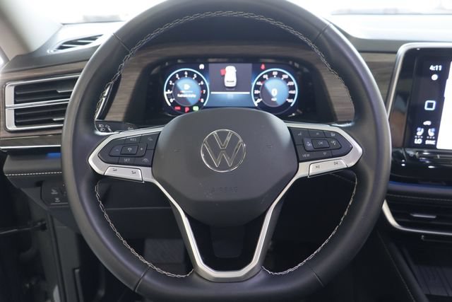 Used 2025 Volkswagen Atlas SEL AWD/4WD image 13